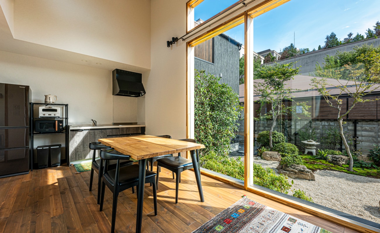 RADIOHUS 套房 起居室和餐廳