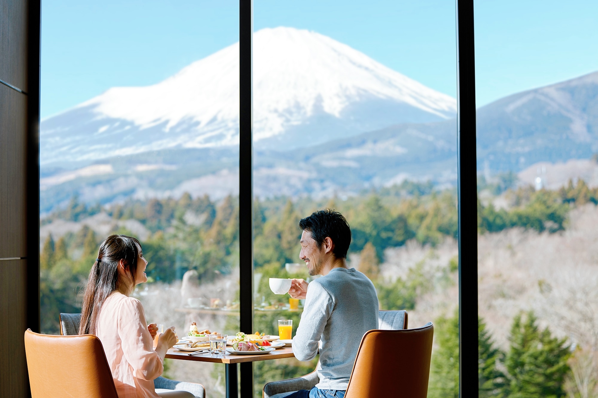 On sunny days, you can see Mt.Fuji while eating breakfast.