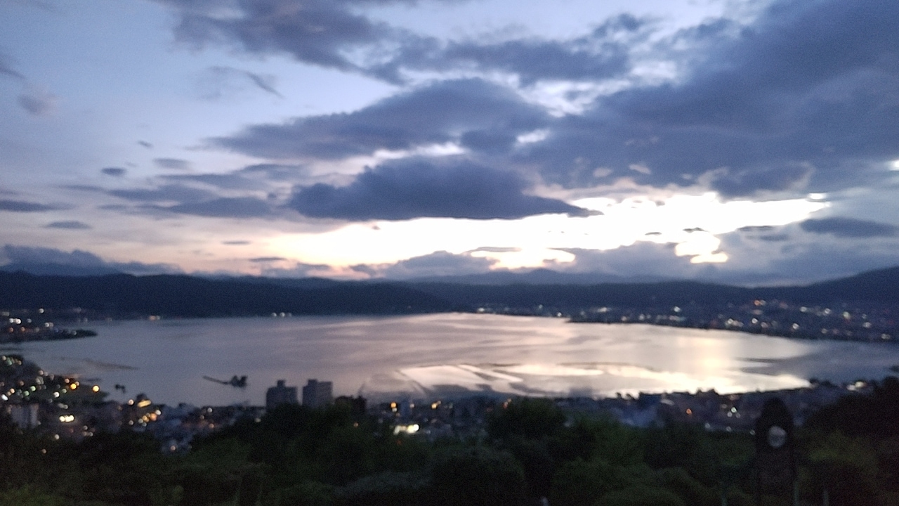 諏訪湖（立石公園から）.jpg