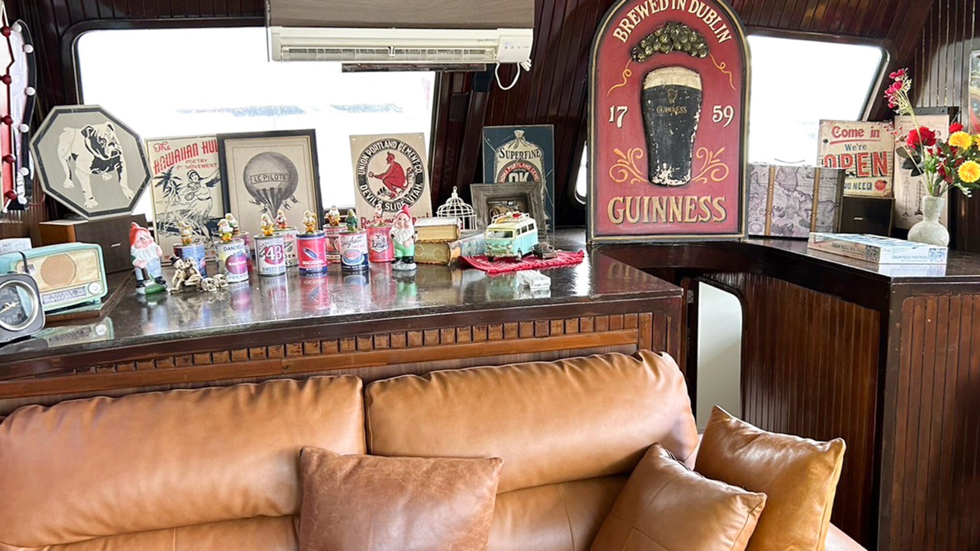 ・[巡洋艦黑珍珠號] 獨特的內裝讓您精神振奮