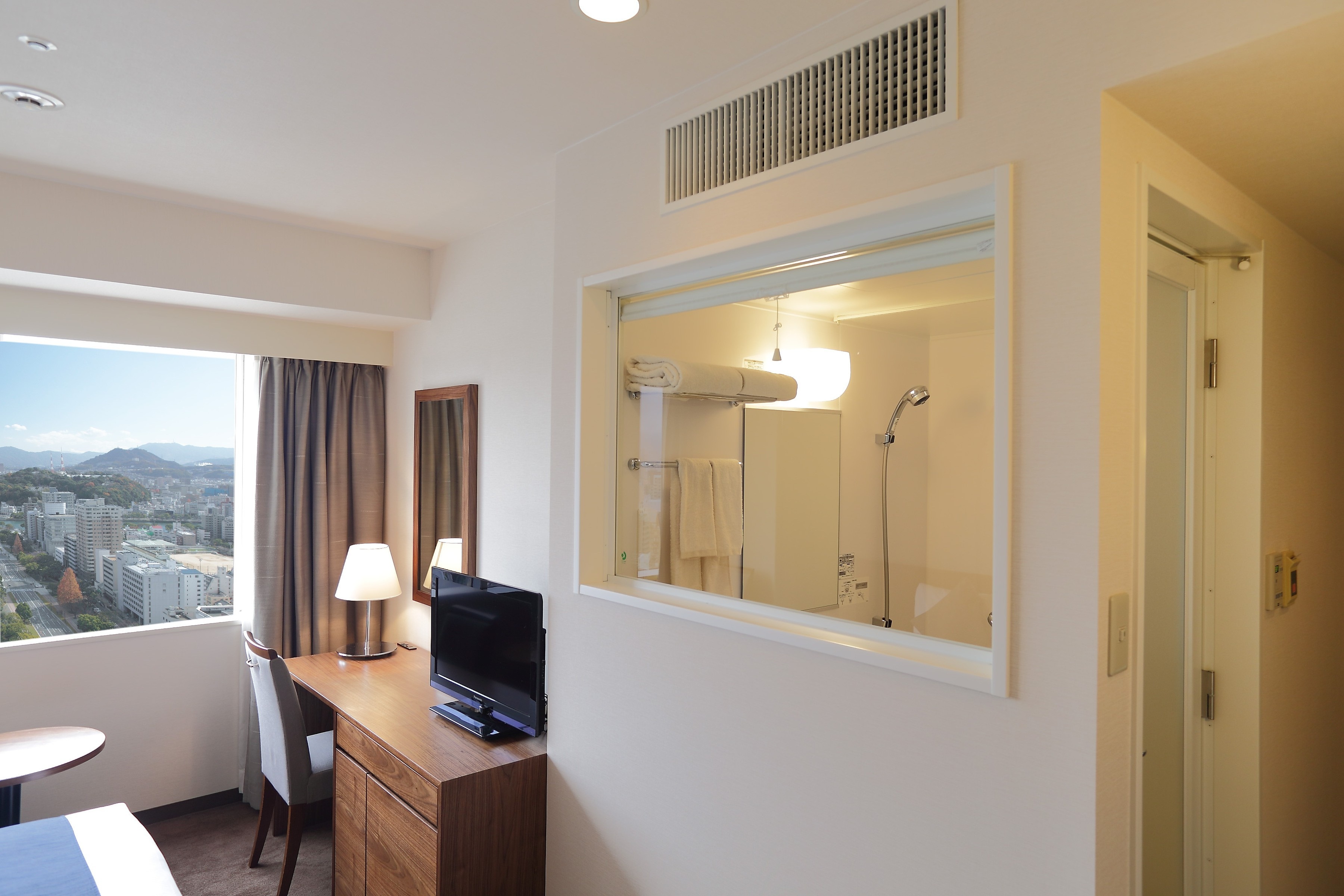 ◇宽敞的时尚双床间（图片）