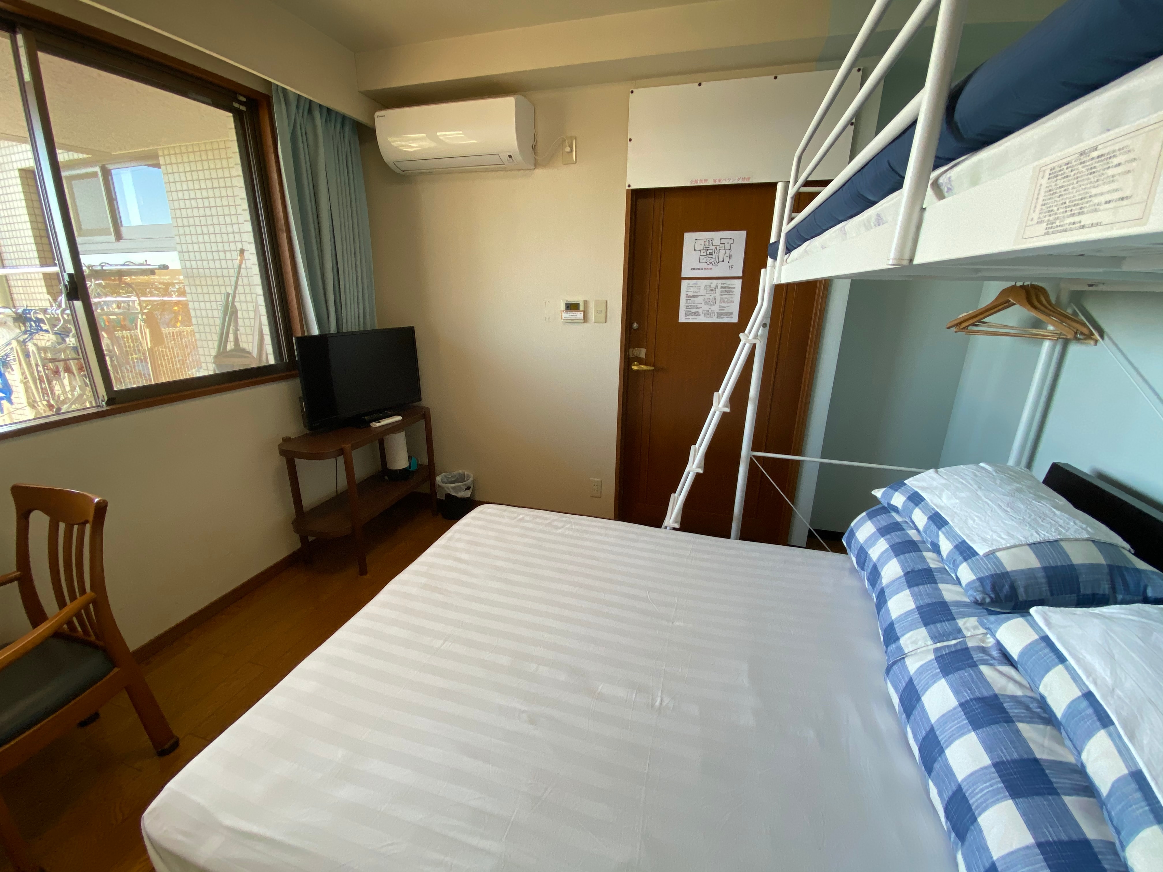102 rooms
