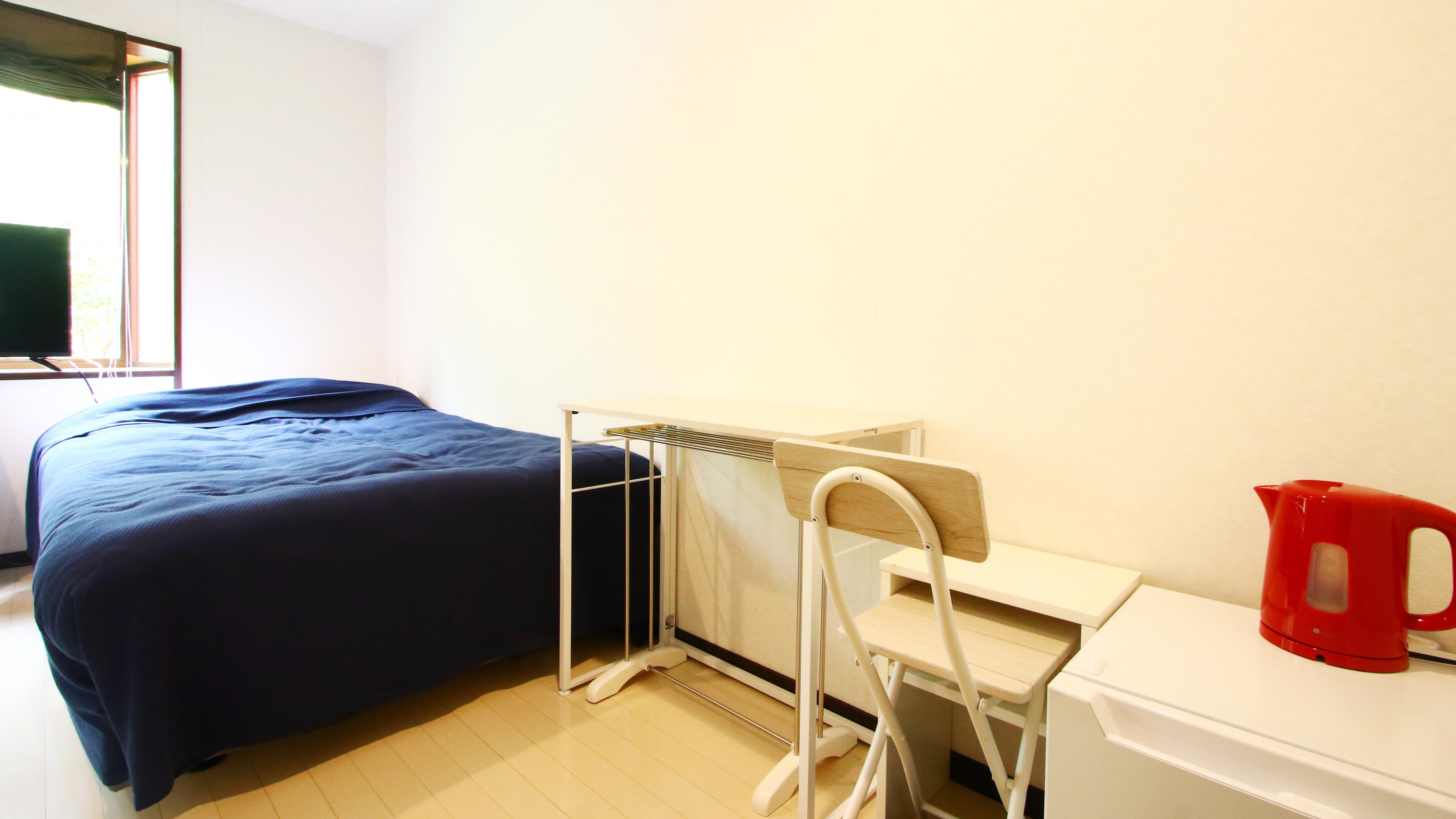 Twin Room ■ Located in the Annex Building*