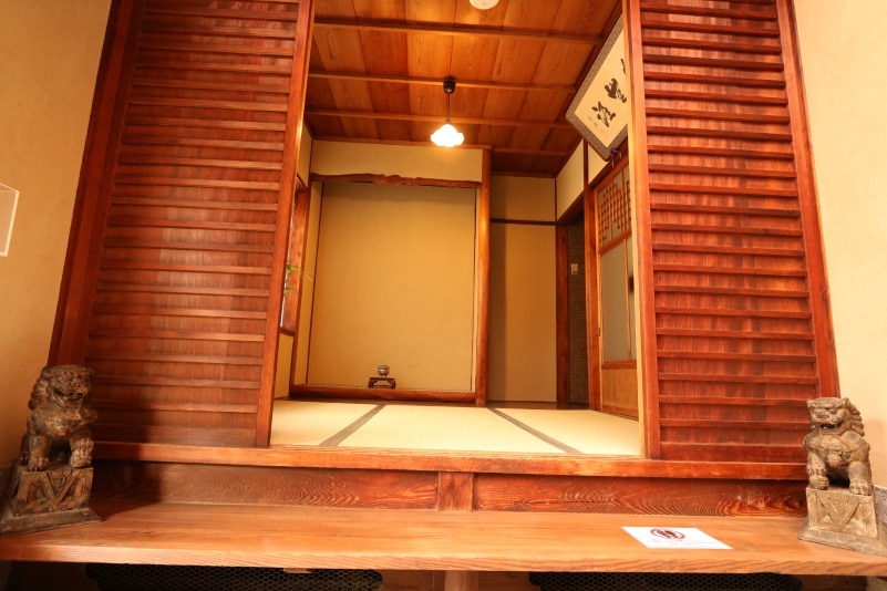 This is the first room after entering the entrance on the 1st floor.