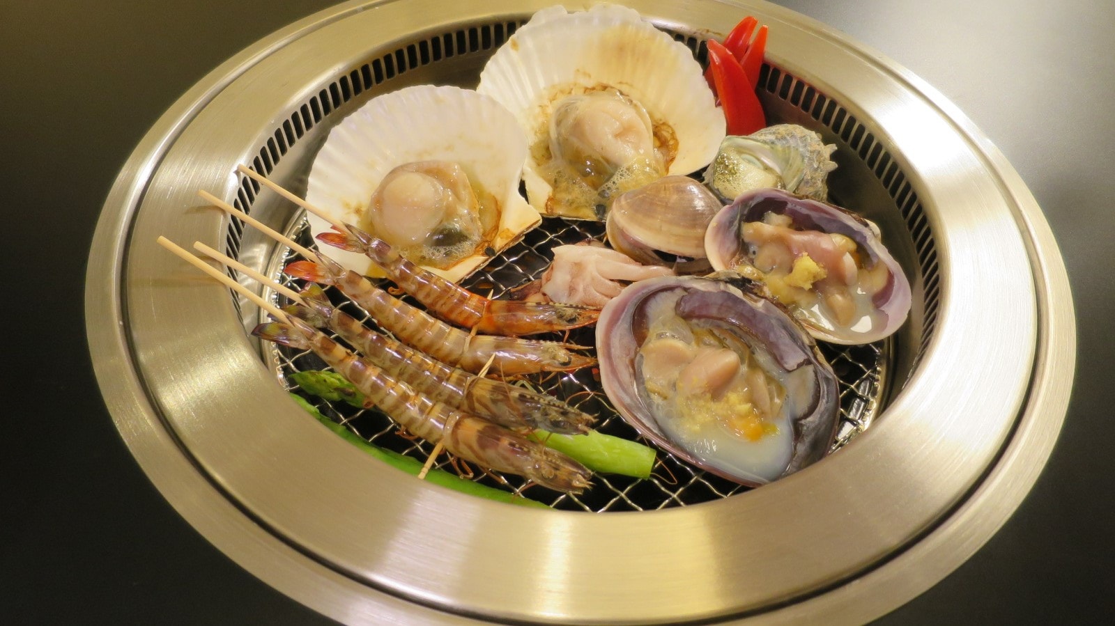 Seafood grill image