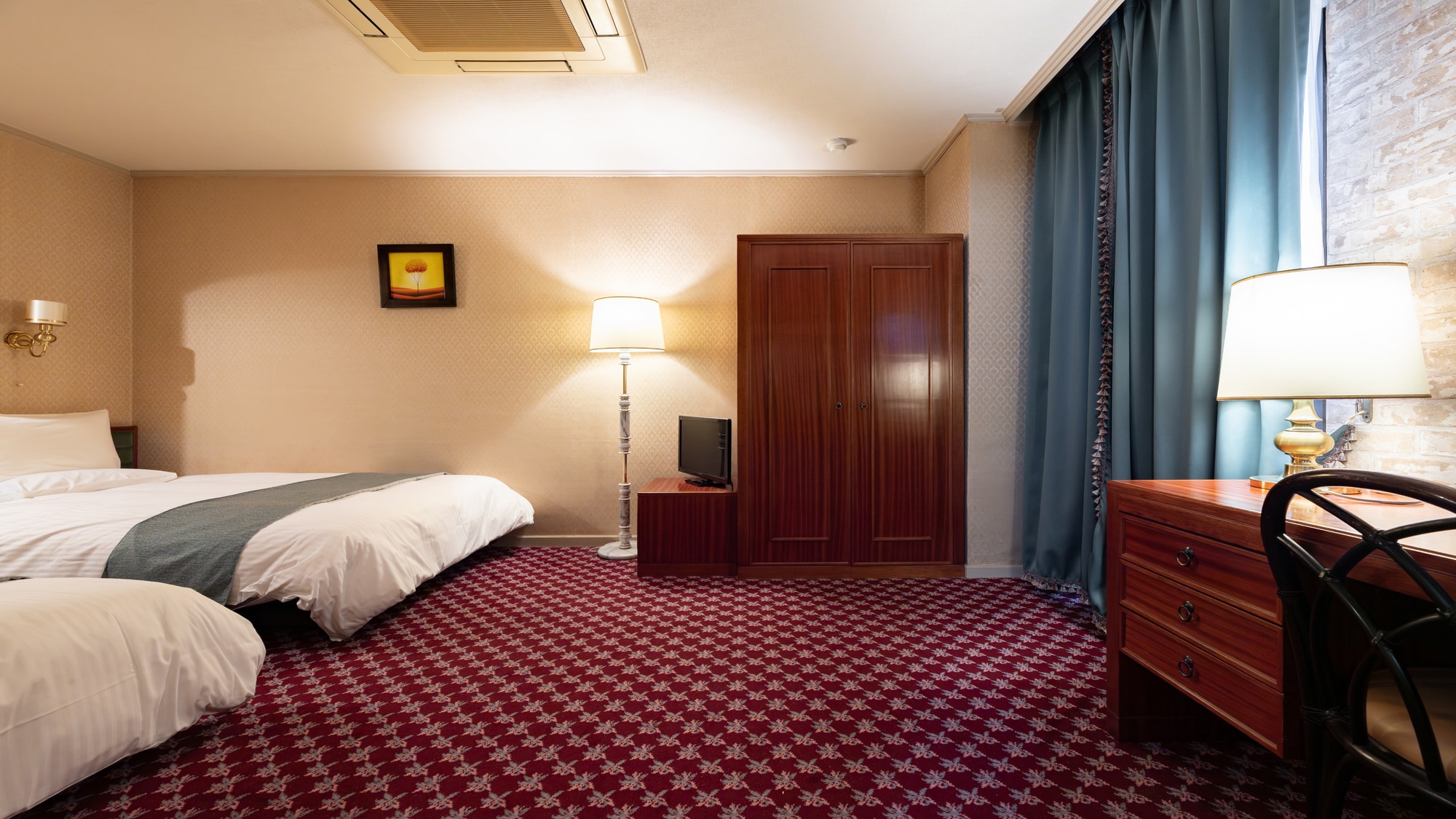Deluxe Twin Room