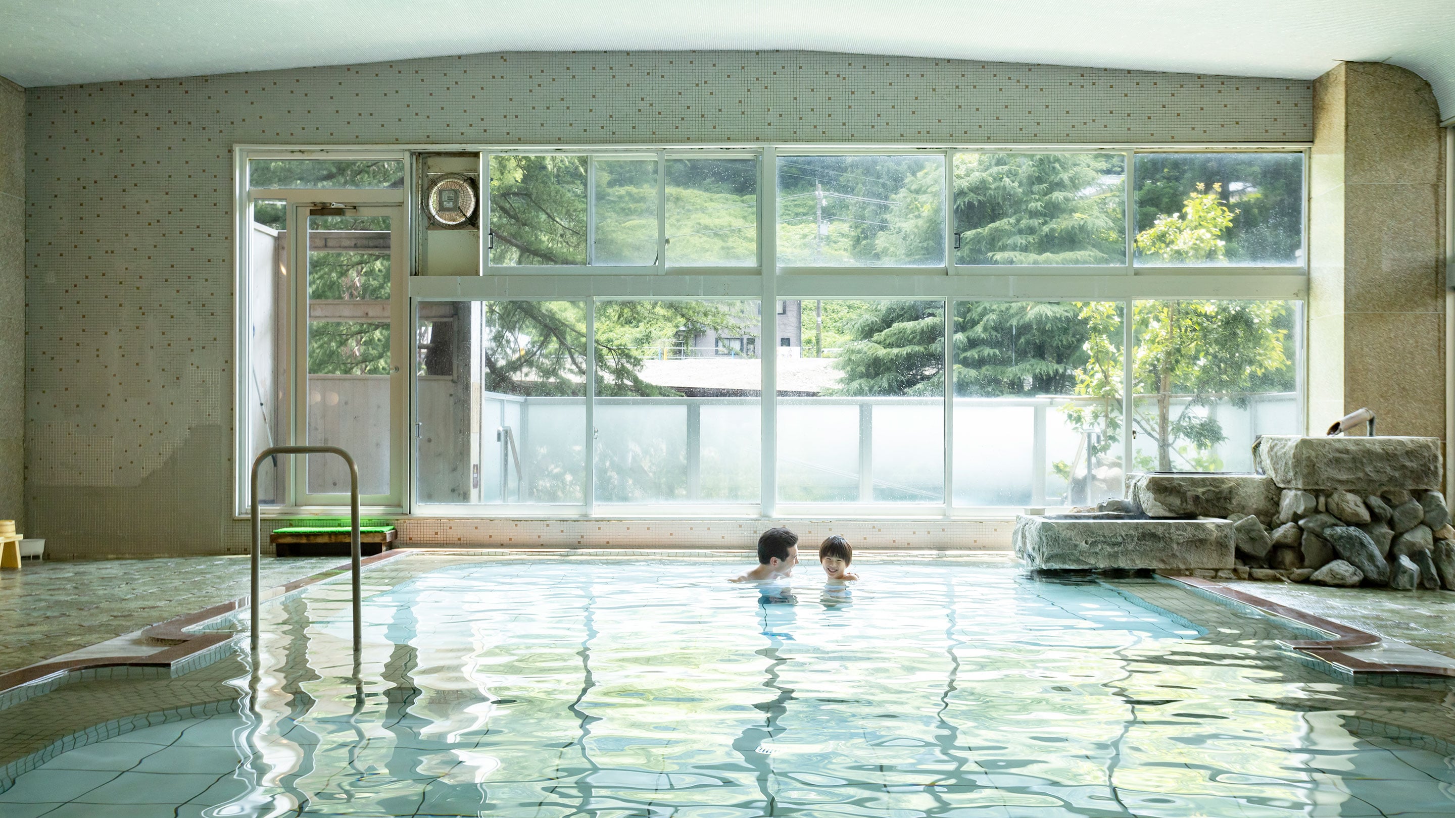 Large public bath (men's)