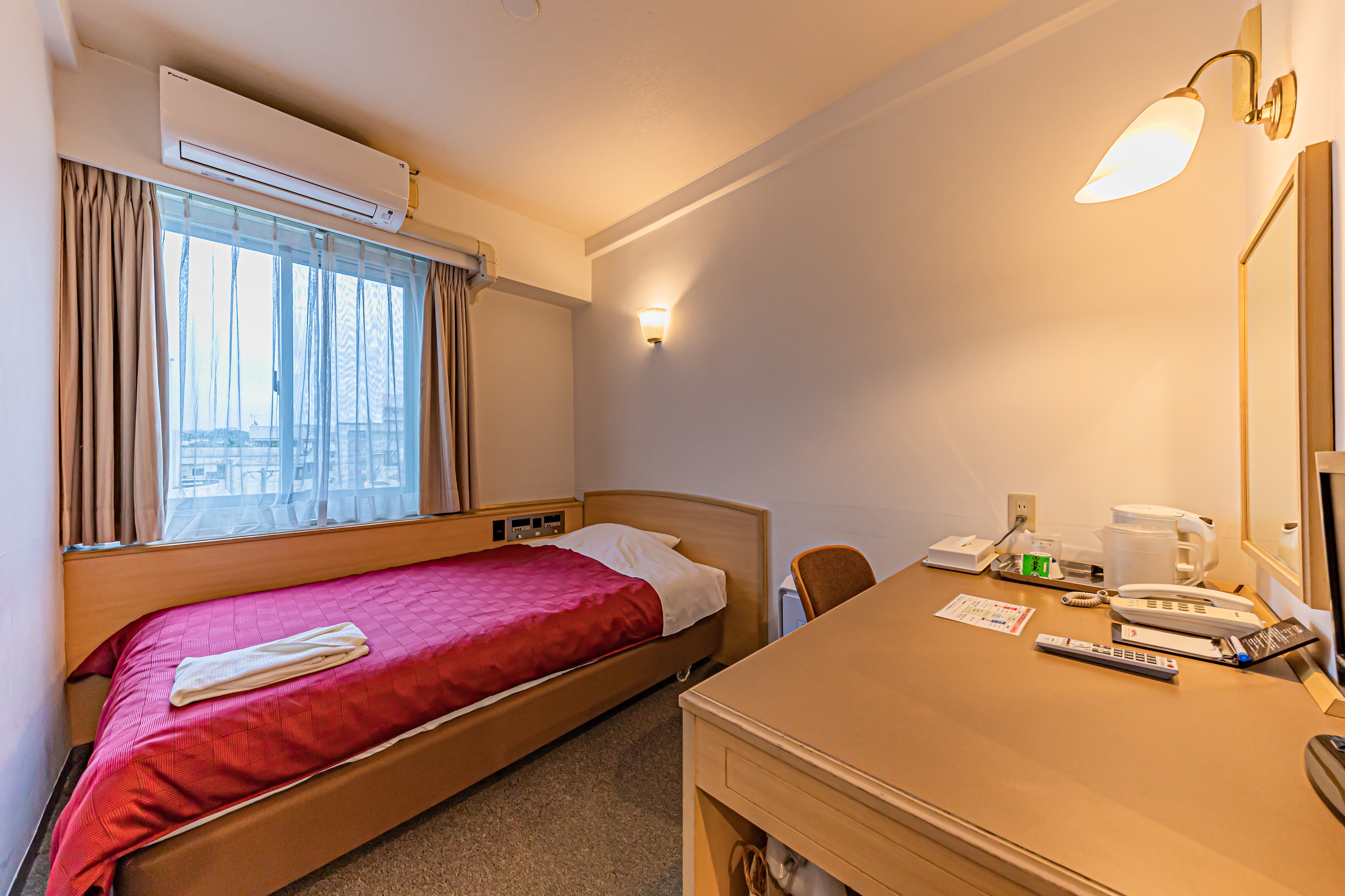 Western-style semi-double/14 square meters