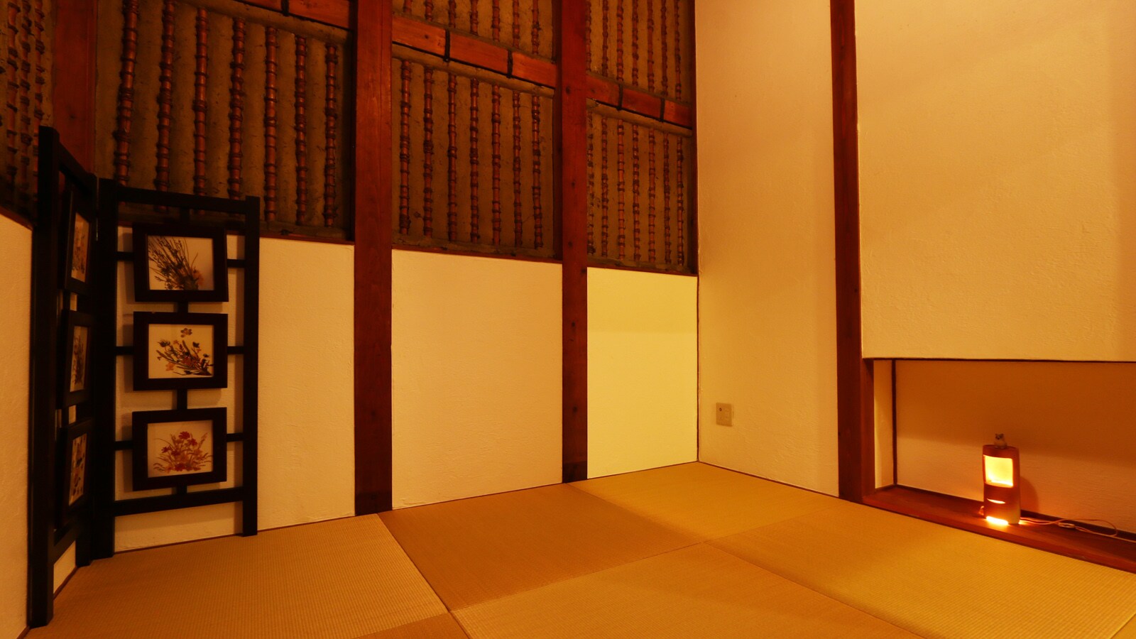 [Ichinokura] There is also a tea room on the first floor.