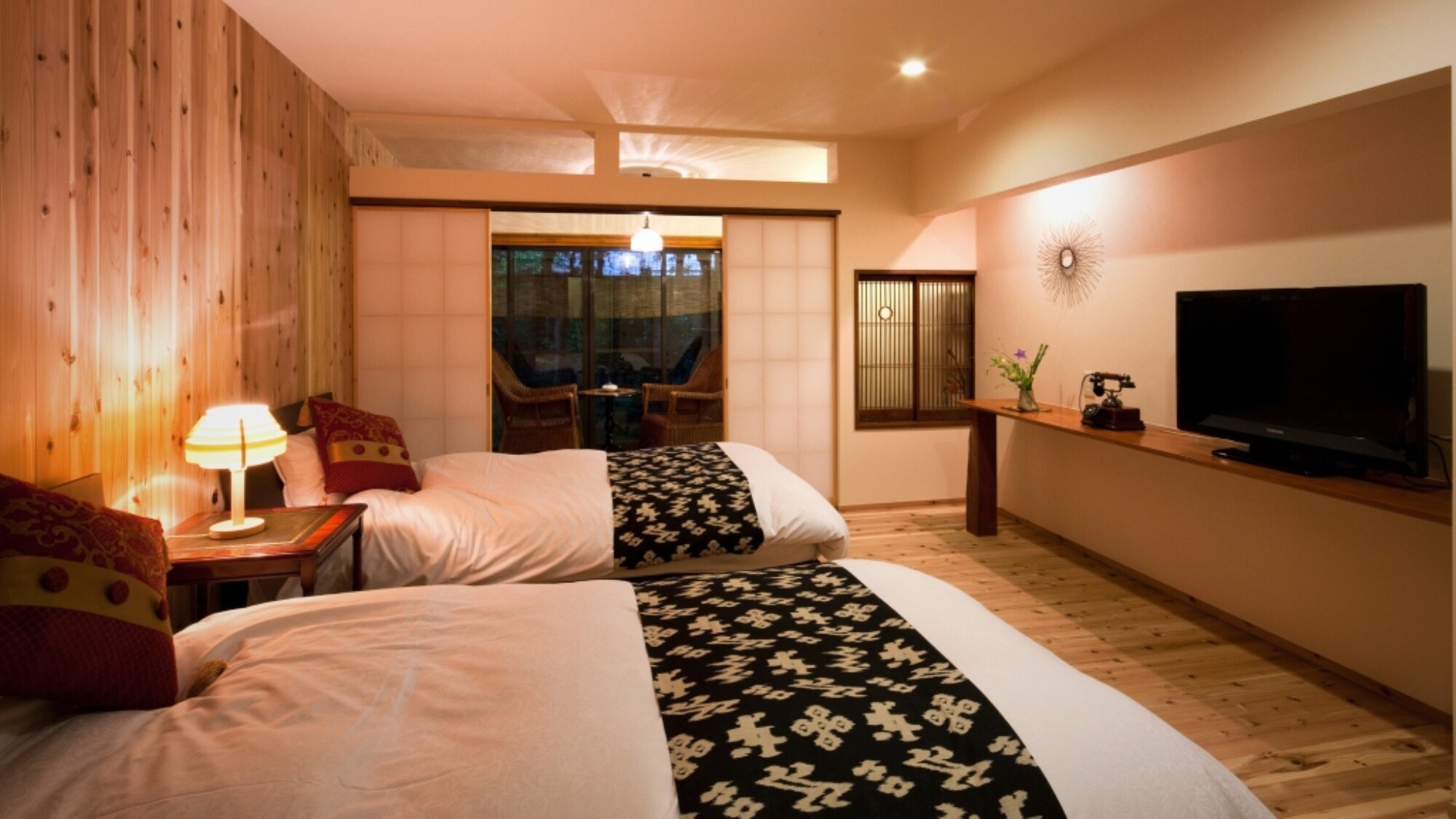 ห้องพักพร้อมอ่างอาบน้ำแบบเปิดโล่ง [Yimachigusa] Bedroom