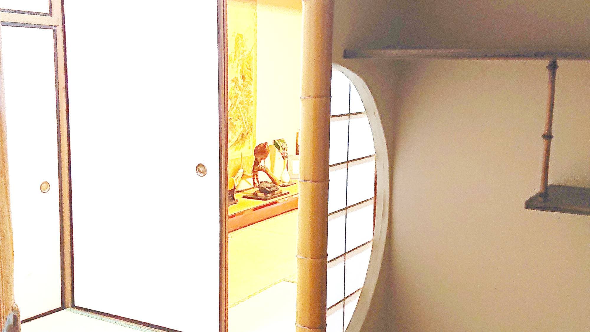 ・ An example of a Japanese-style room with 10 tatami mats (entrance)