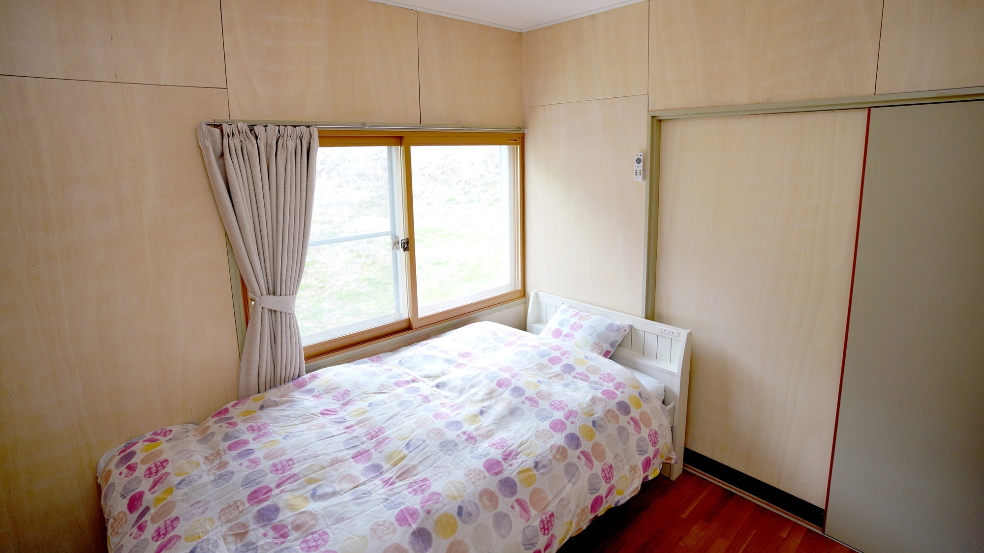 Western-style bedroom