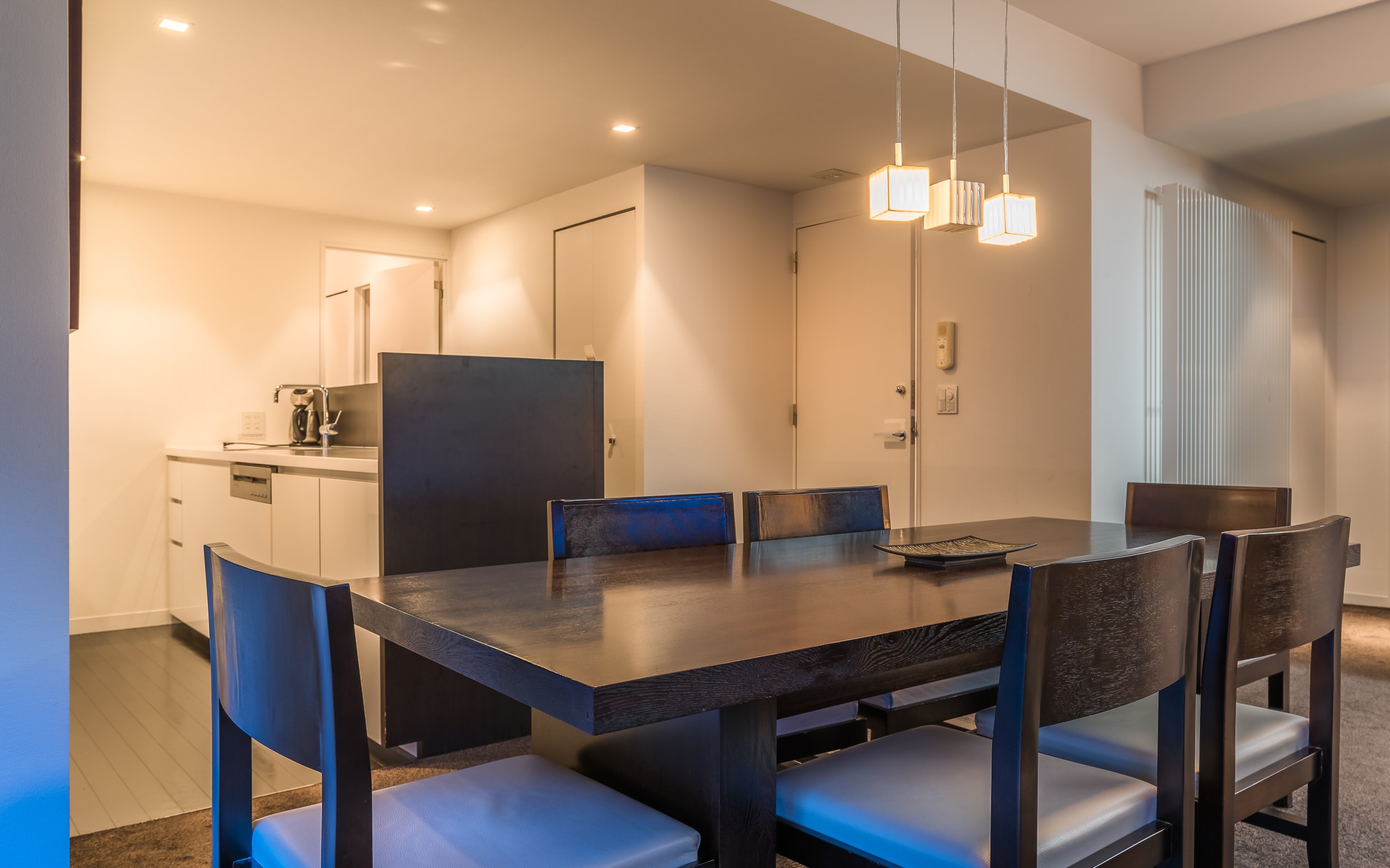 Apartment Dining