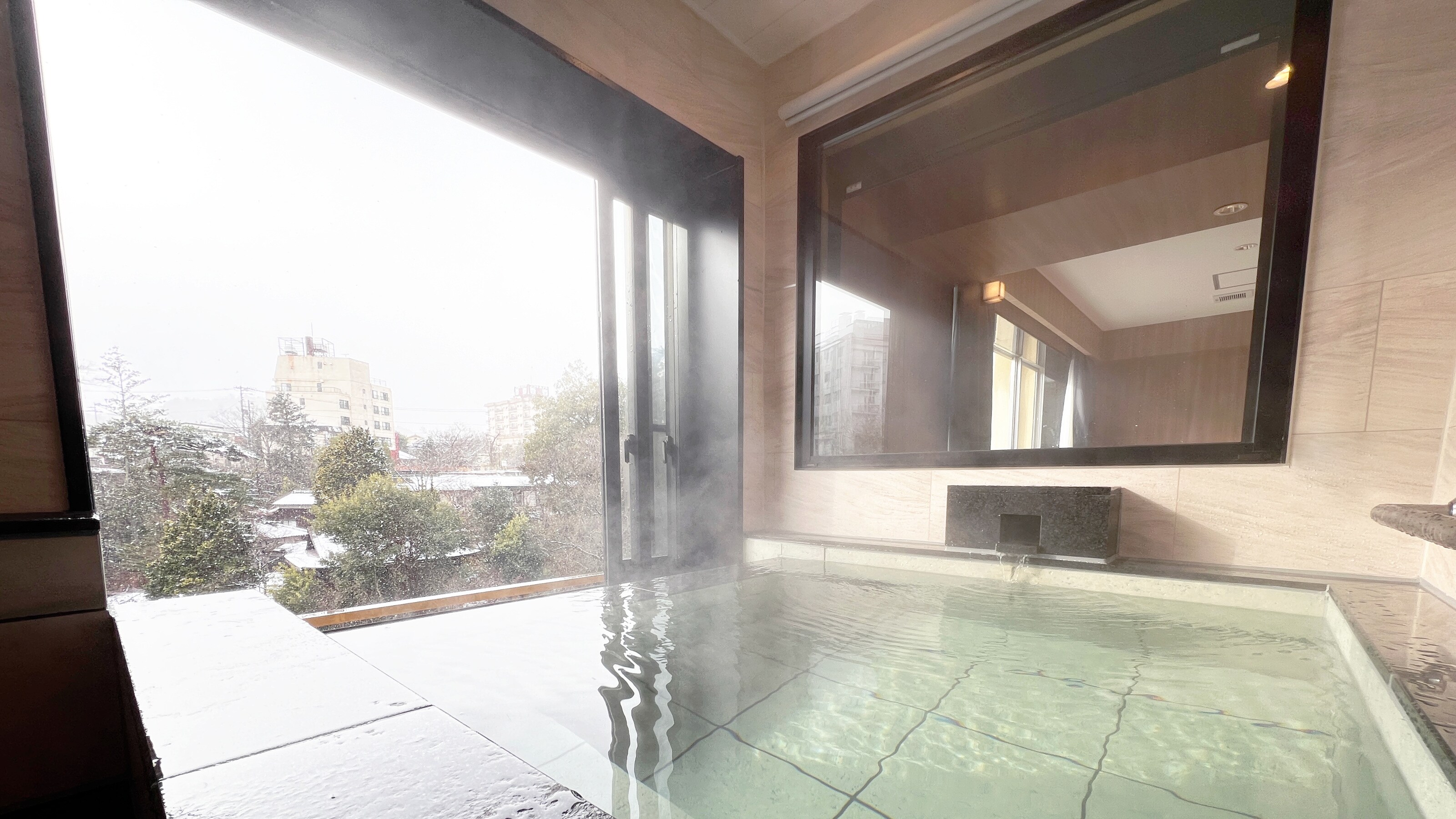 Japanese style bedroom with half open-air bath 1 room 01