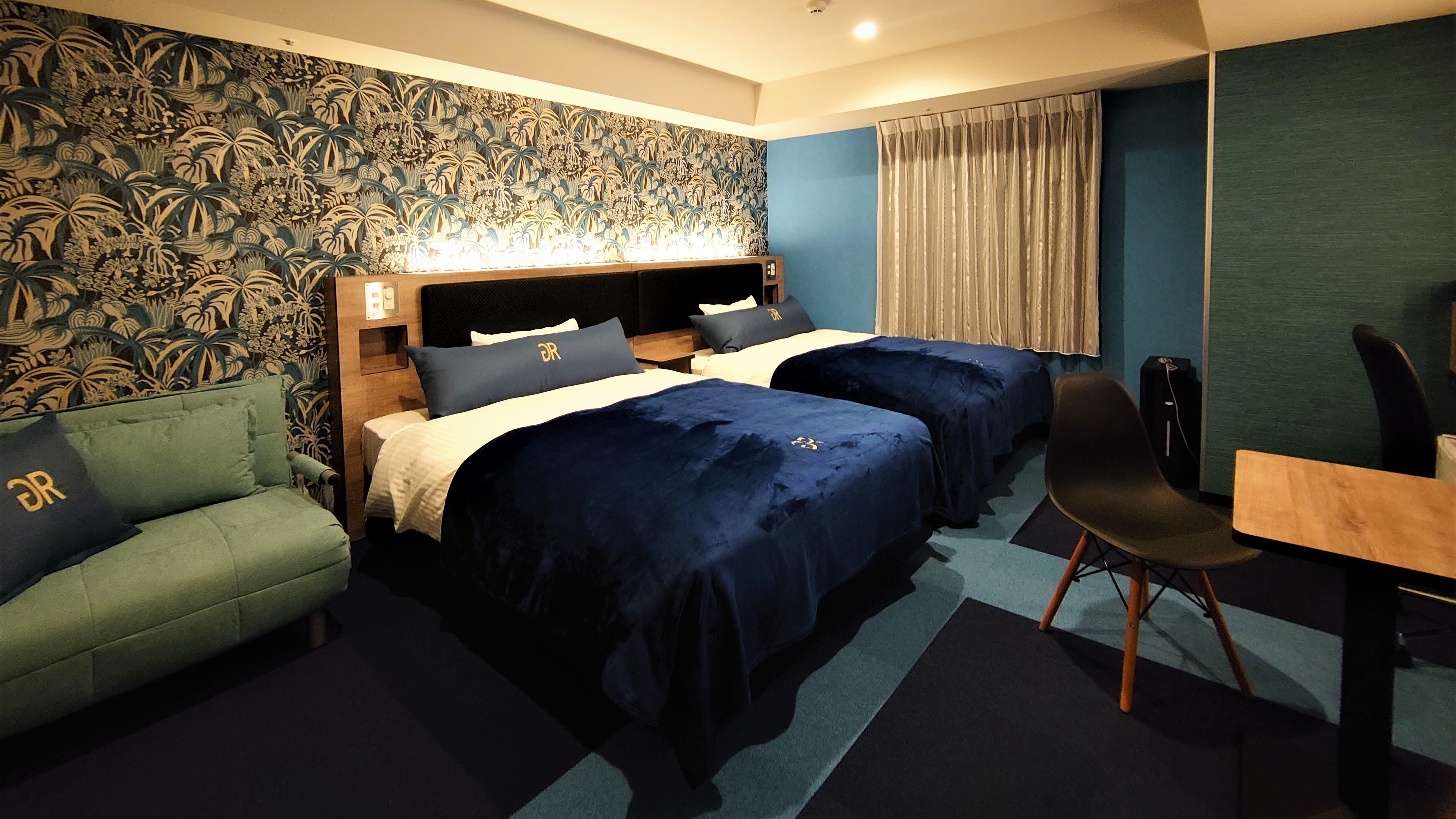 Twin room (3-7F)