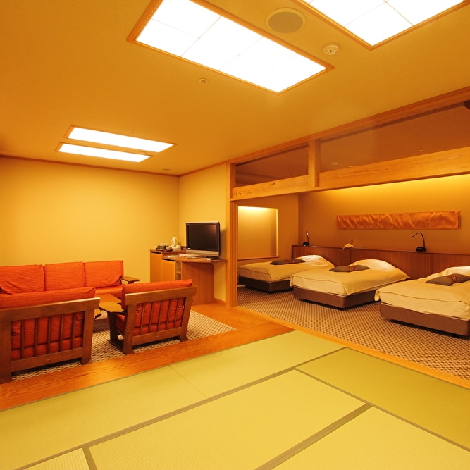 Top floor special room [Room 809]