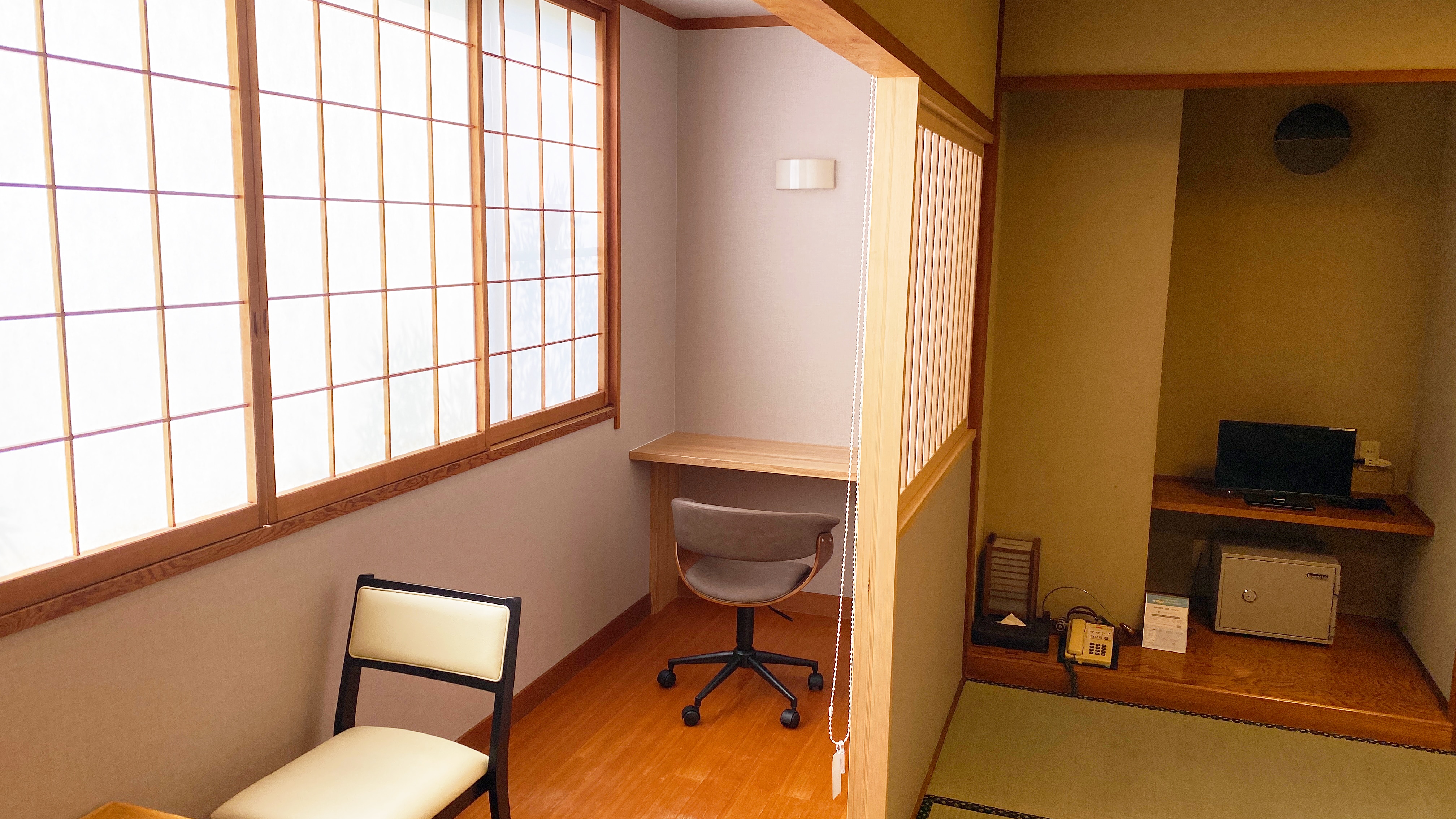 [帶工作空間的日式房間☆免費Wi-Fi]溫泉旅館+新工作方式！第2部分