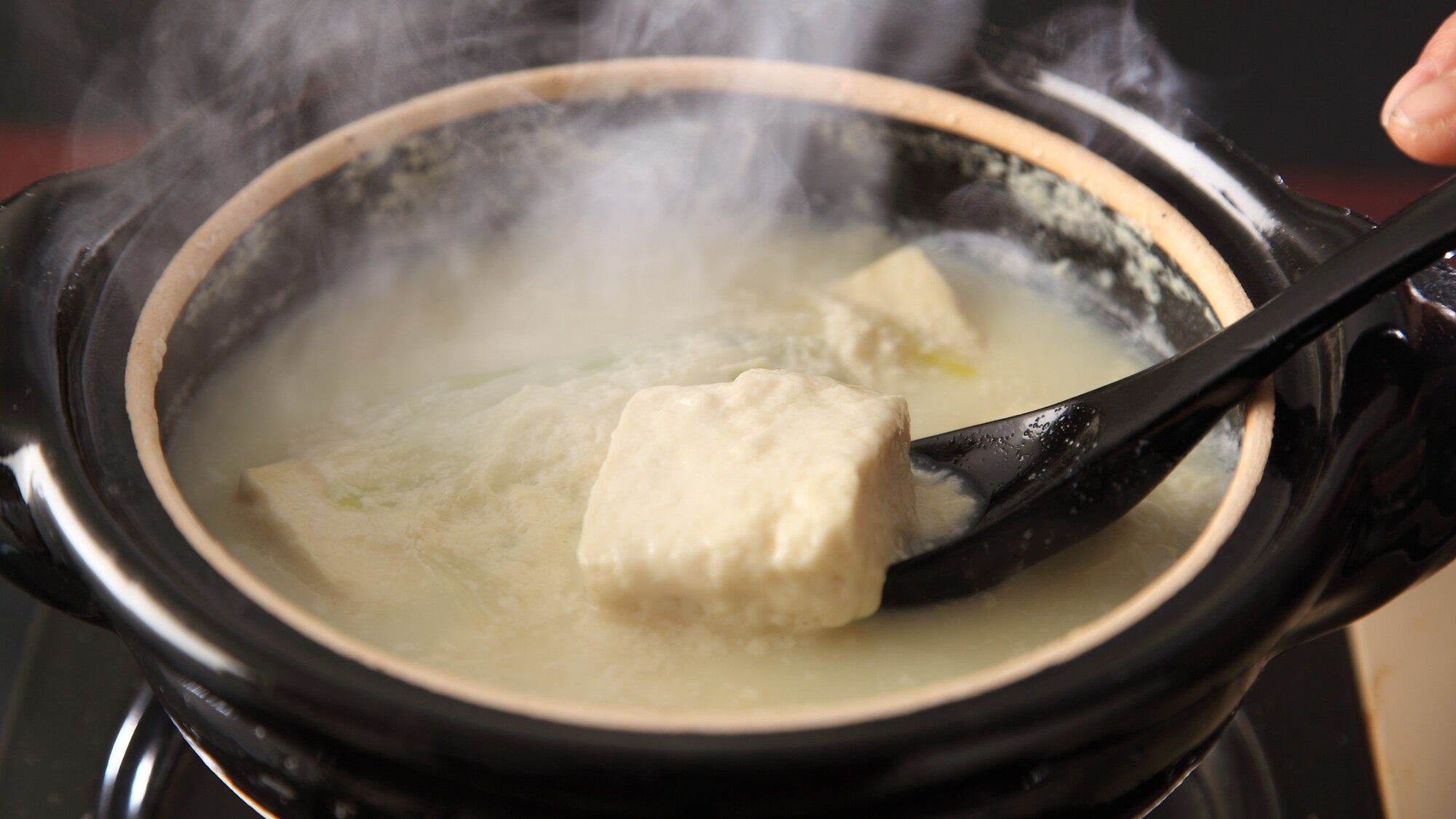 Our specialty: Fluffy tofu hotpot