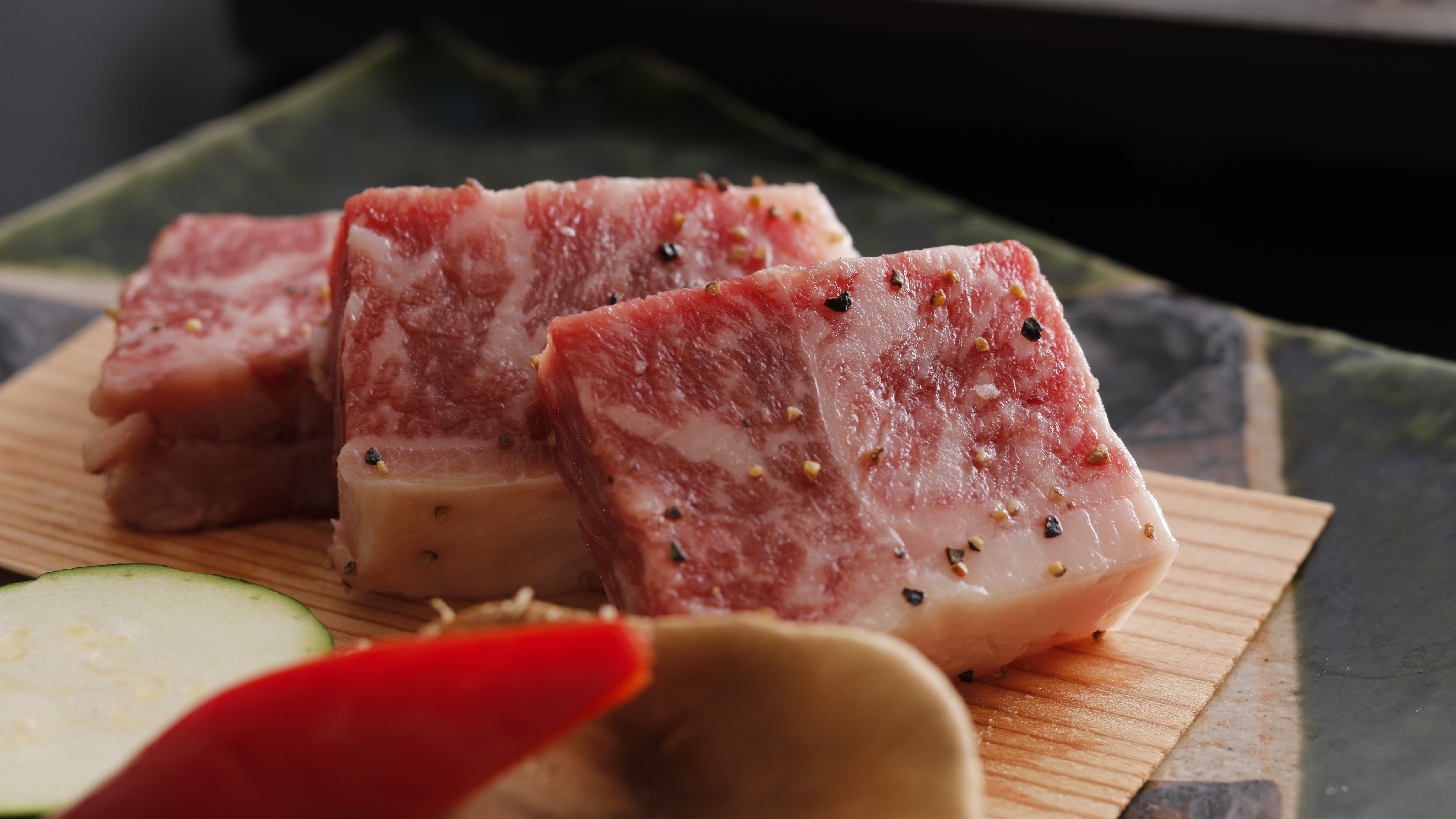 [秋季菜餚] 國產牛排