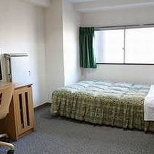 Semi-double room (lower floors) example