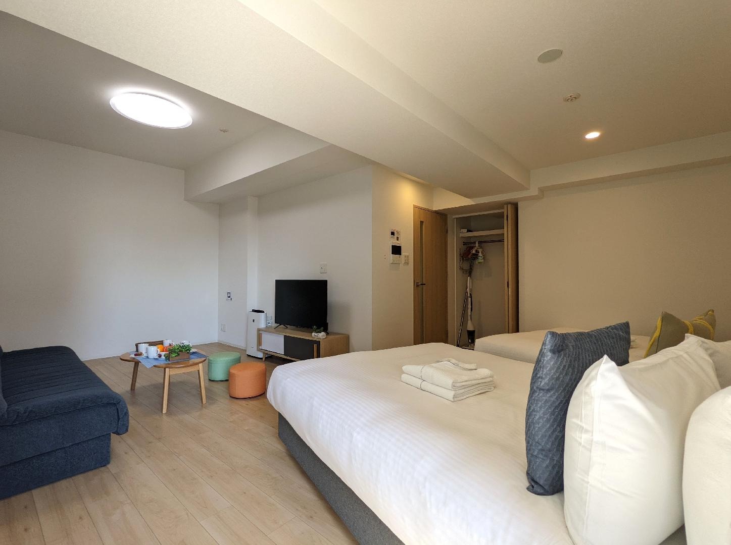 [Corner room] 2 double beds, 1 sofa bed/43 square meters