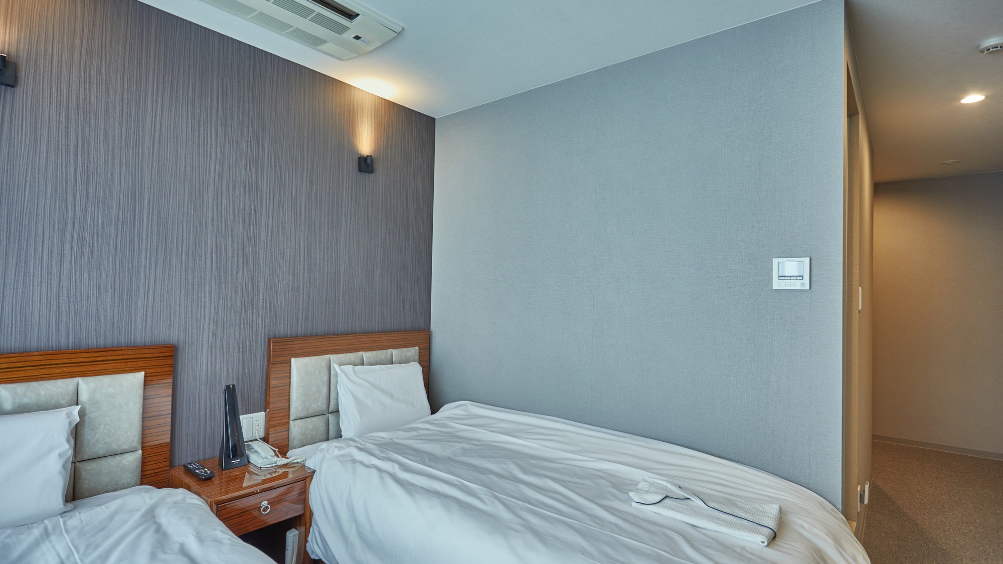 Single Twin Room
