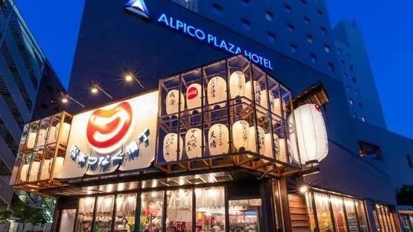ホテル1階に県内最大級の飲み歩き横丁『松本つなぐ横丁』がオープン♪
