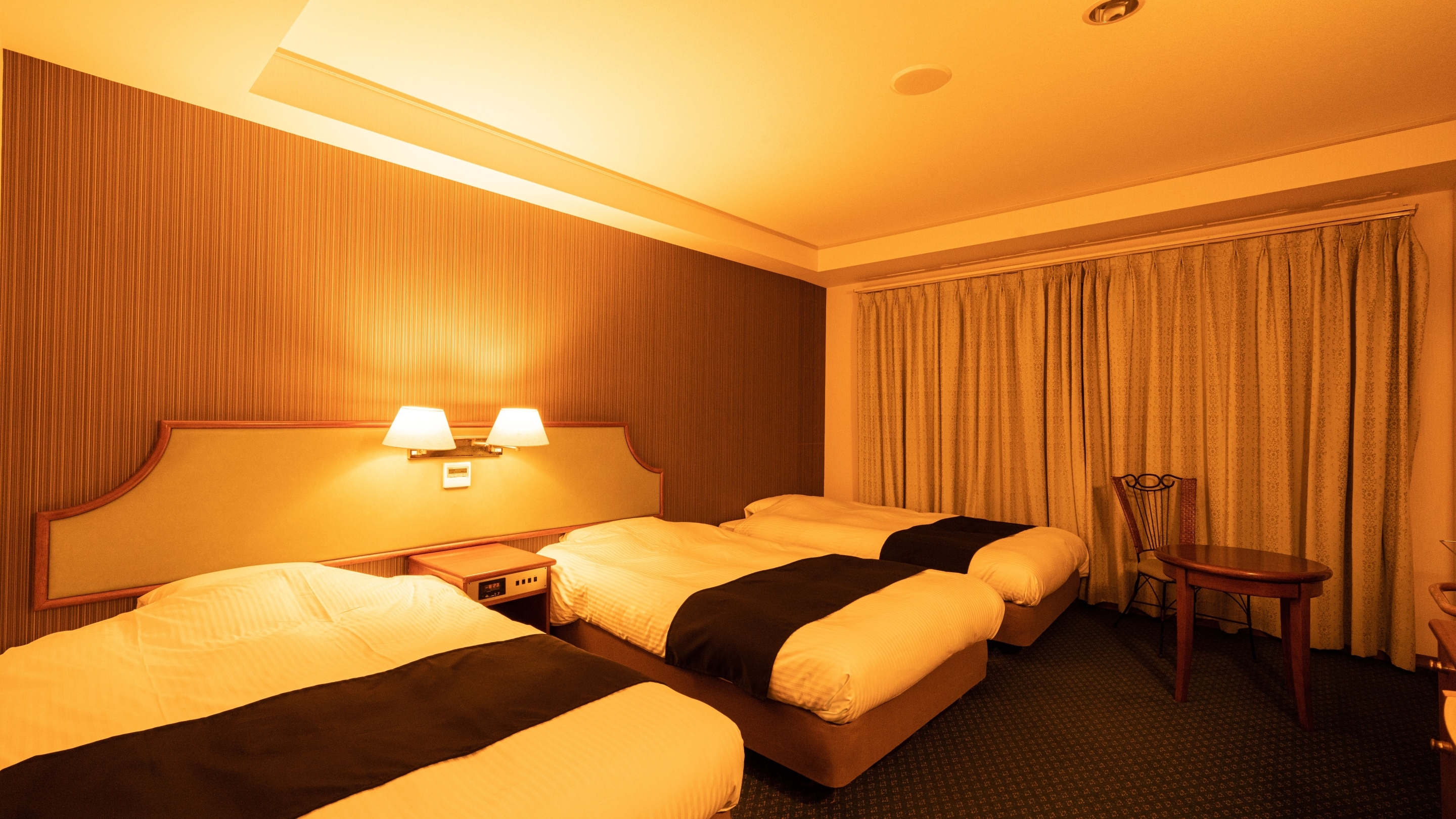 Standard triple *An example of a guest room