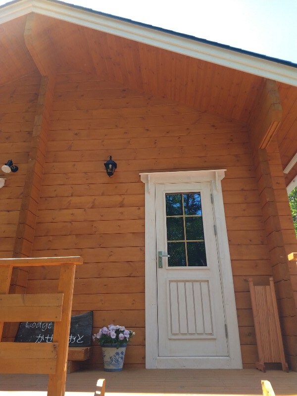 Cottage entrance