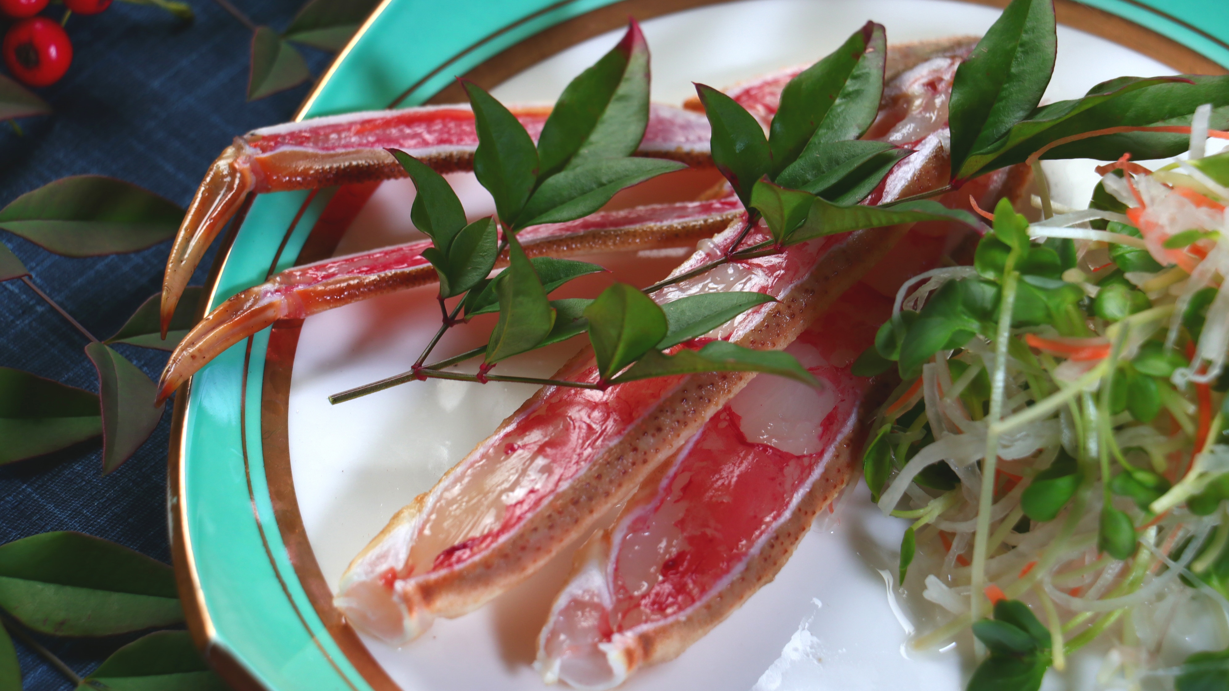 [Sashimi kepiting] -Lembut dan penuh rasa-