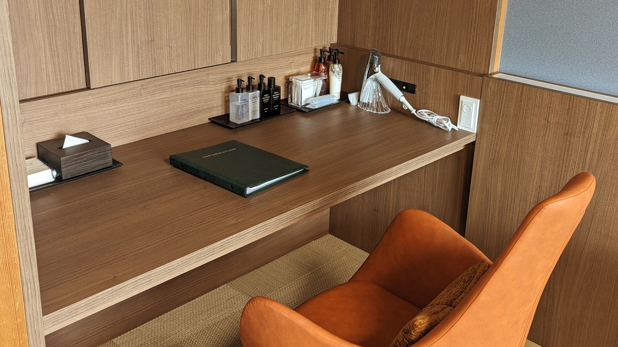 Japanese modern room/designing table