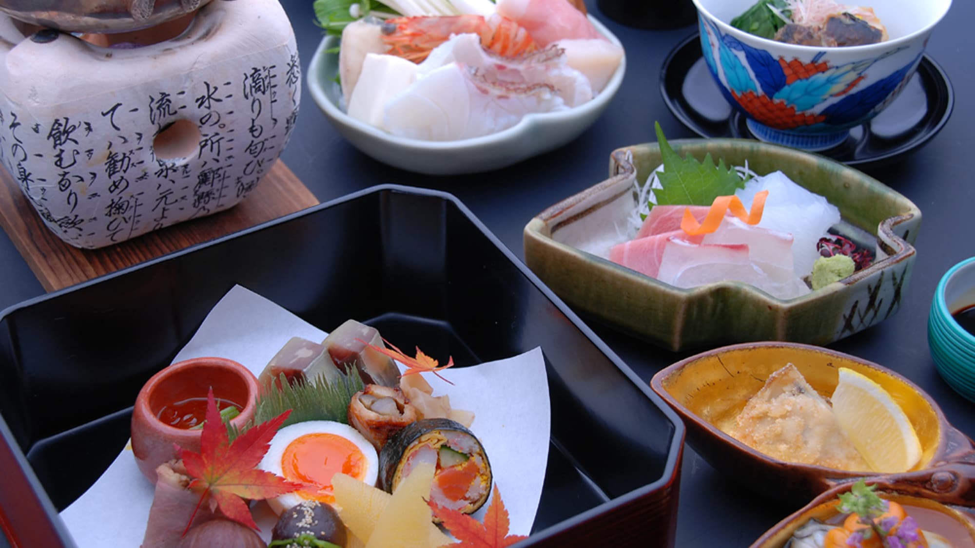 [Kaiseki Musim Dingin] Silakan nikmati masakan kaiseki di Ogiya, tempat master menggunakan keahliannya.
