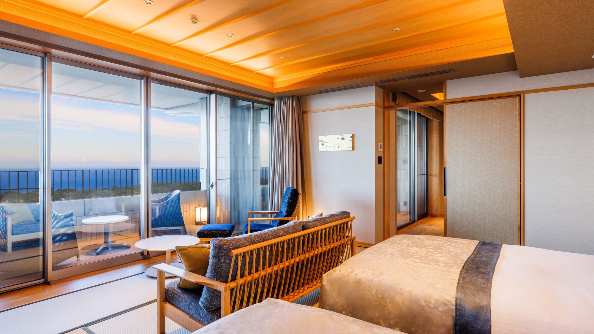 Suite / With hot spring open-air bath (80 square meters)