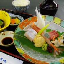 □ Sashimi set meal