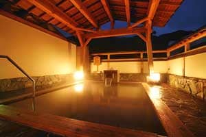 Open-air bath