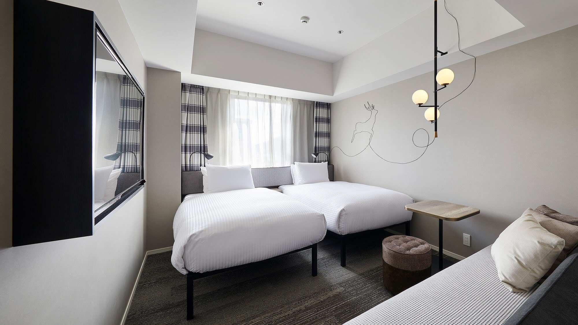 [Deluxe Twin (Triple available)] 19.20 m2 / Can accommodate up to 3 people by creating a sofa bed.
