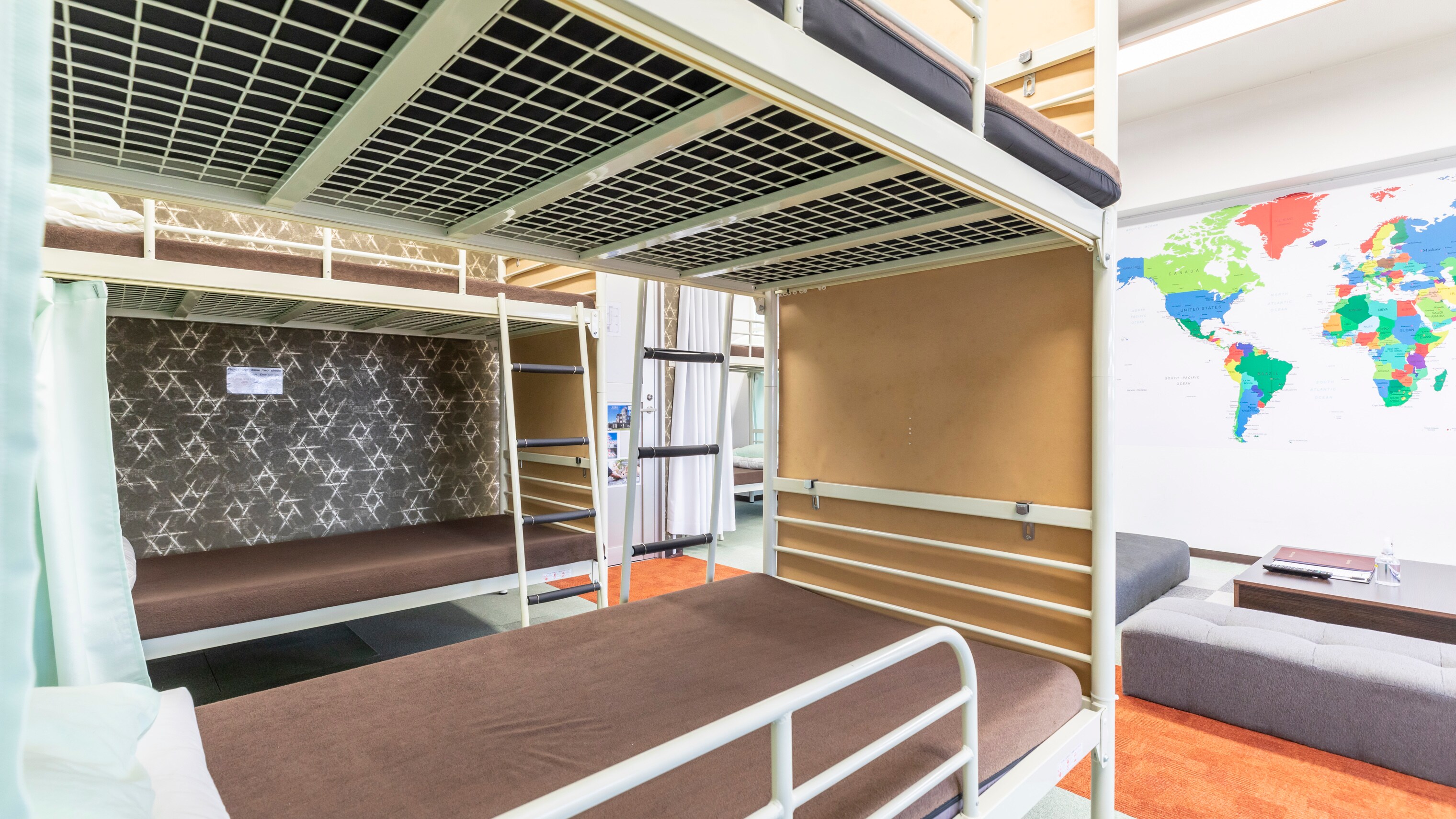 [Non-smoking] Family room for 1 to 8 people (bunk bed, shared bathroom and toilet) 301
