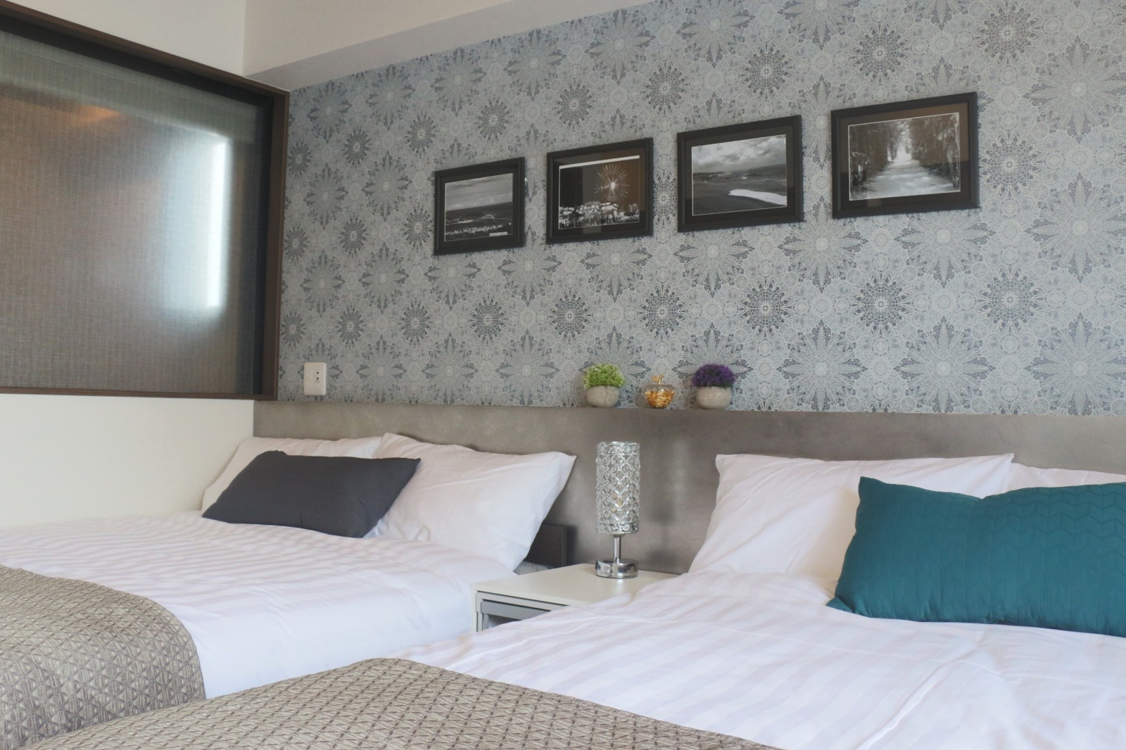 Bedroom / Bedroom