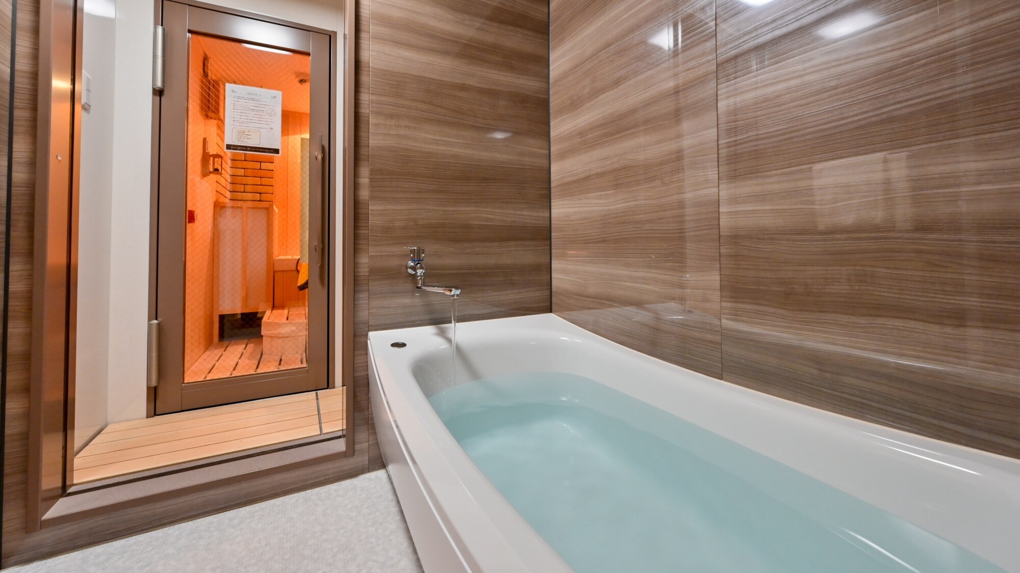 You can enjoy the sauna in a private space, whenever you like, for as long as you like.