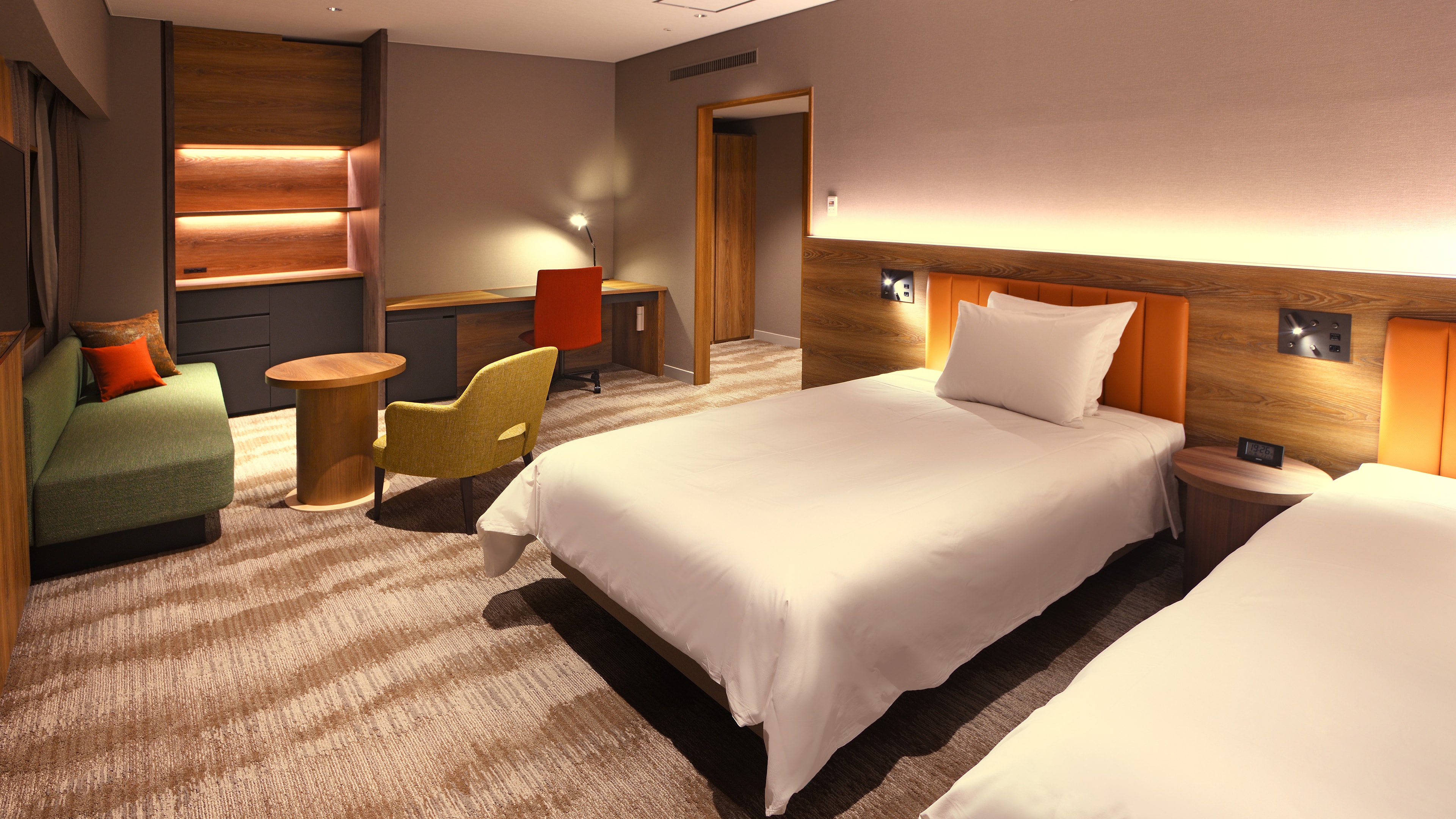 Premium Modern Suite 1