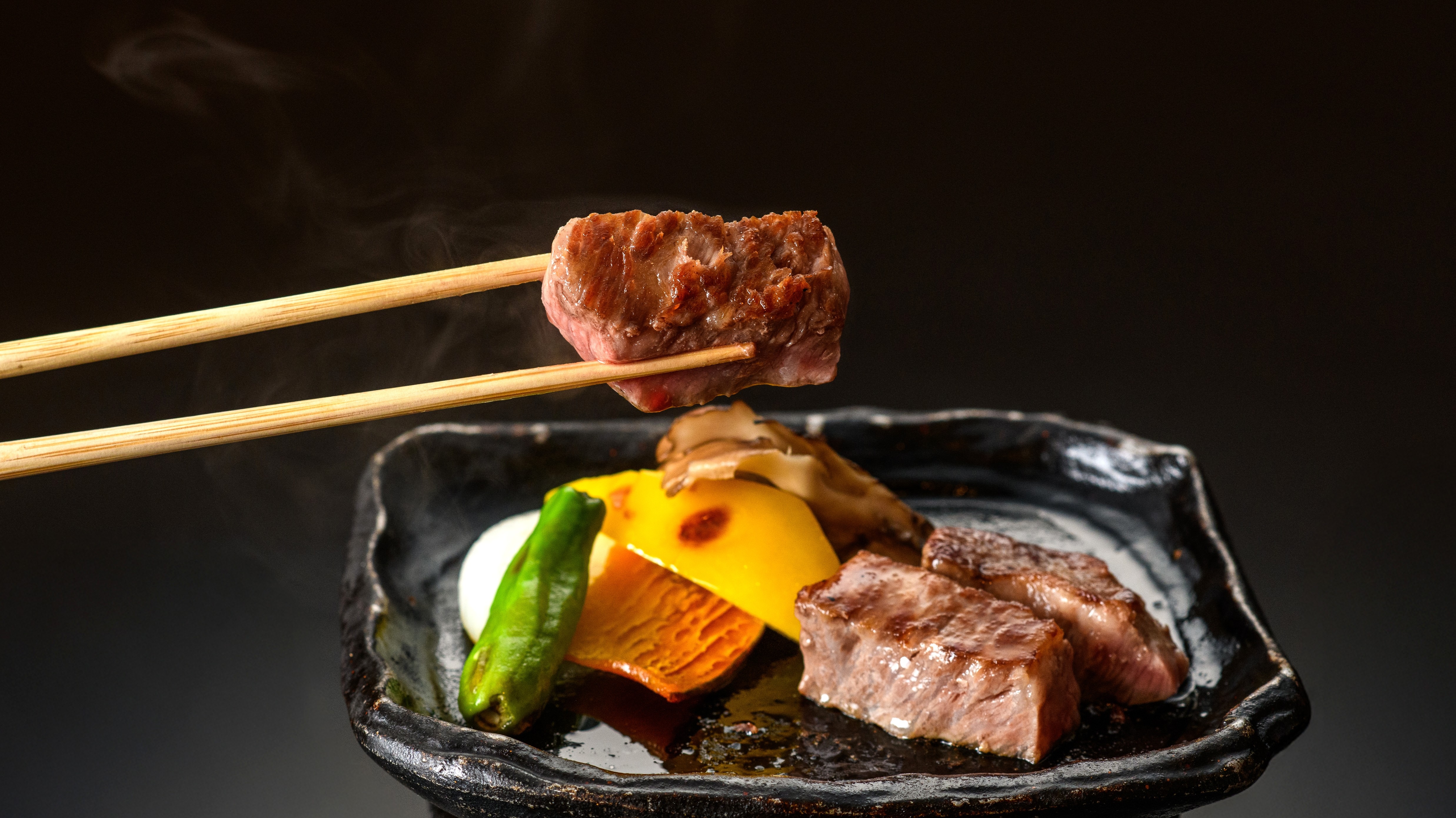 Enjoy the rich flavor of Omi beef as a steak (image)