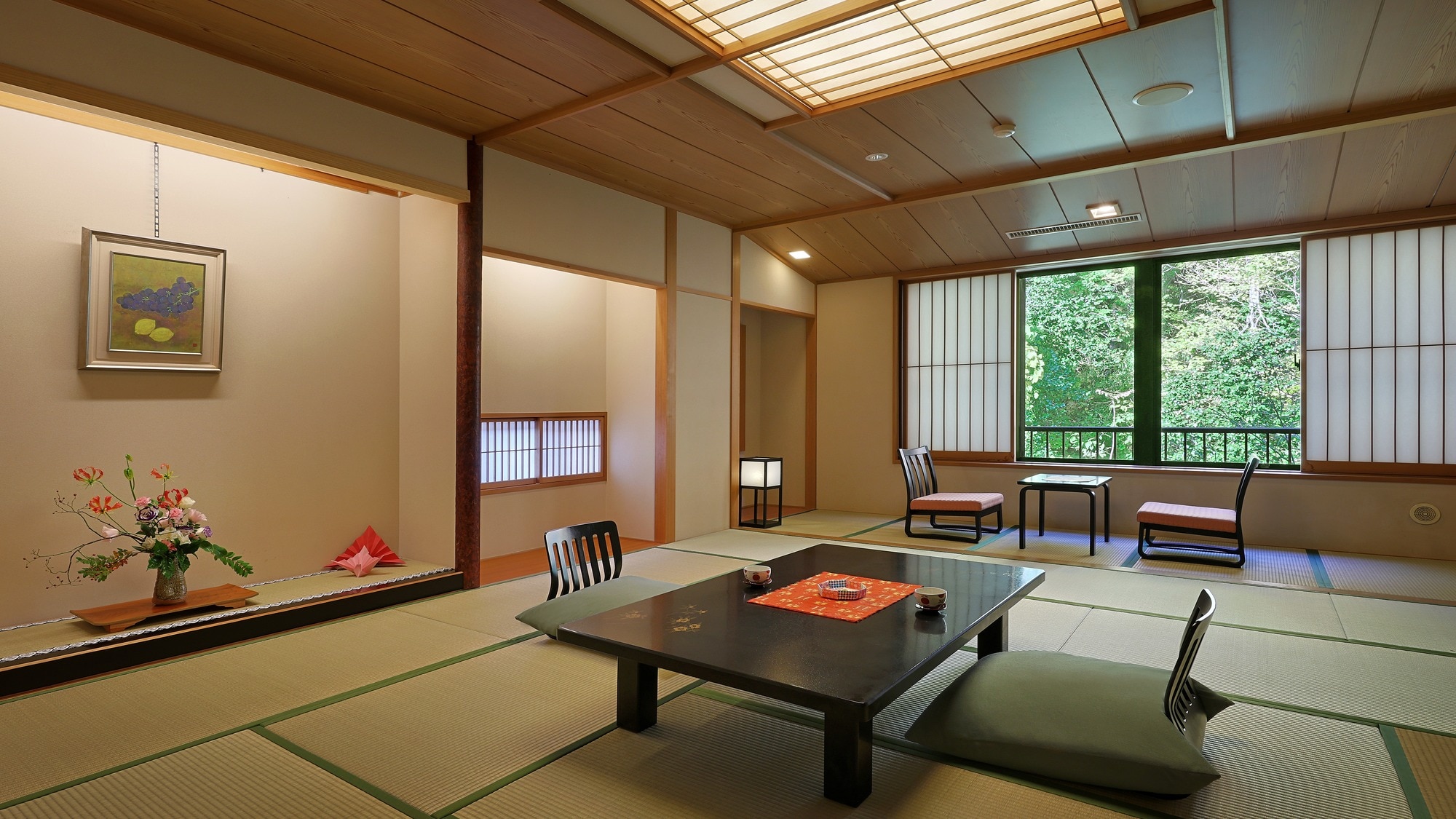 [East building] Casual Japanese-style room