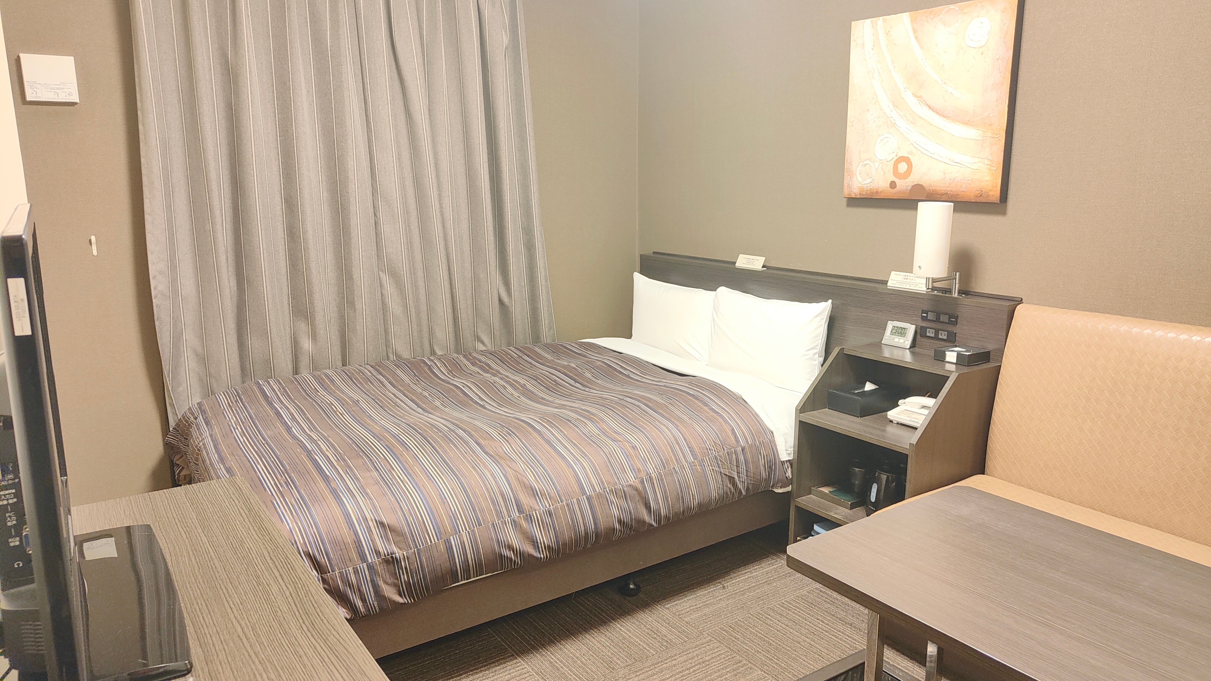 Phòng đôi thoải mái ≪ Kích thước giường 130 x 200 (cm) ≫ Phim VOD miễn phí