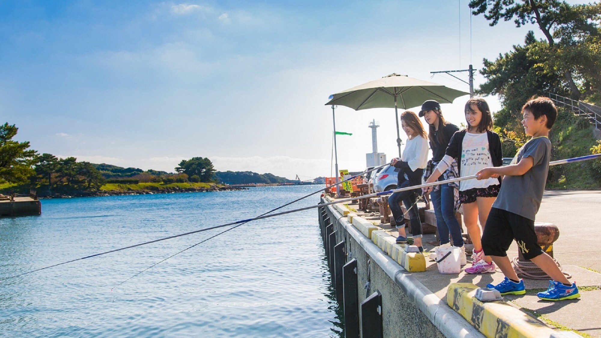 [Fishing experience] You can try fishing right in front of the inn! Fishing equipment is available for rental, so even beginners can feel at ease ♪