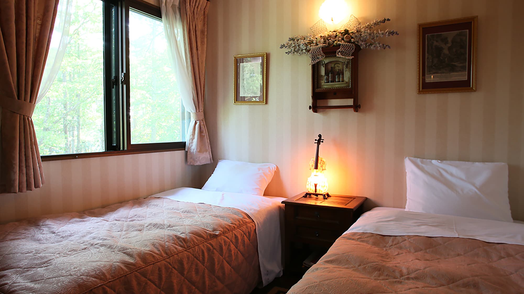 [Semi-double room] 1-2 people ◆ No smoking (with no bath and toilet)