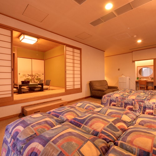 [Japanese and Western rooms] A spacious space that can accommodate a large number of people. Promise a luxury trip