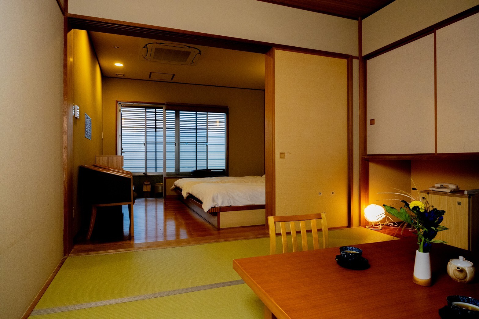 Japanese-Western style room