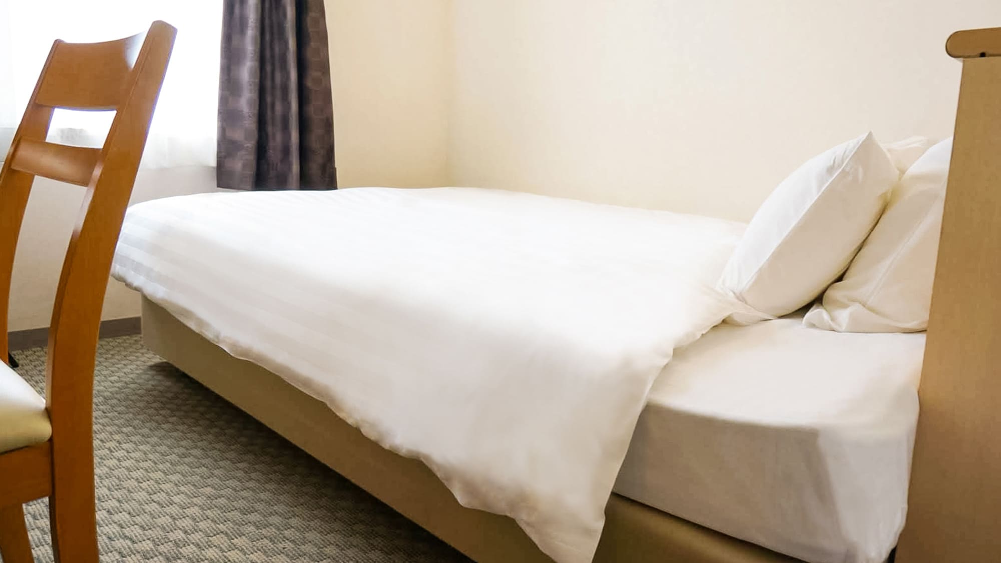 Kamar semi-double