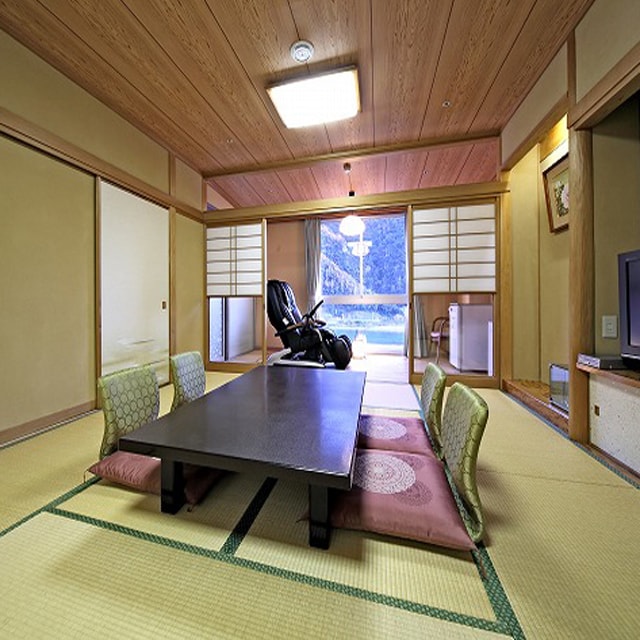 Kamar bergaya Jepang dengan bathtub dengan pemandangan (10 tikar tatami + 4 tikar tatami, 45 meter persegi)