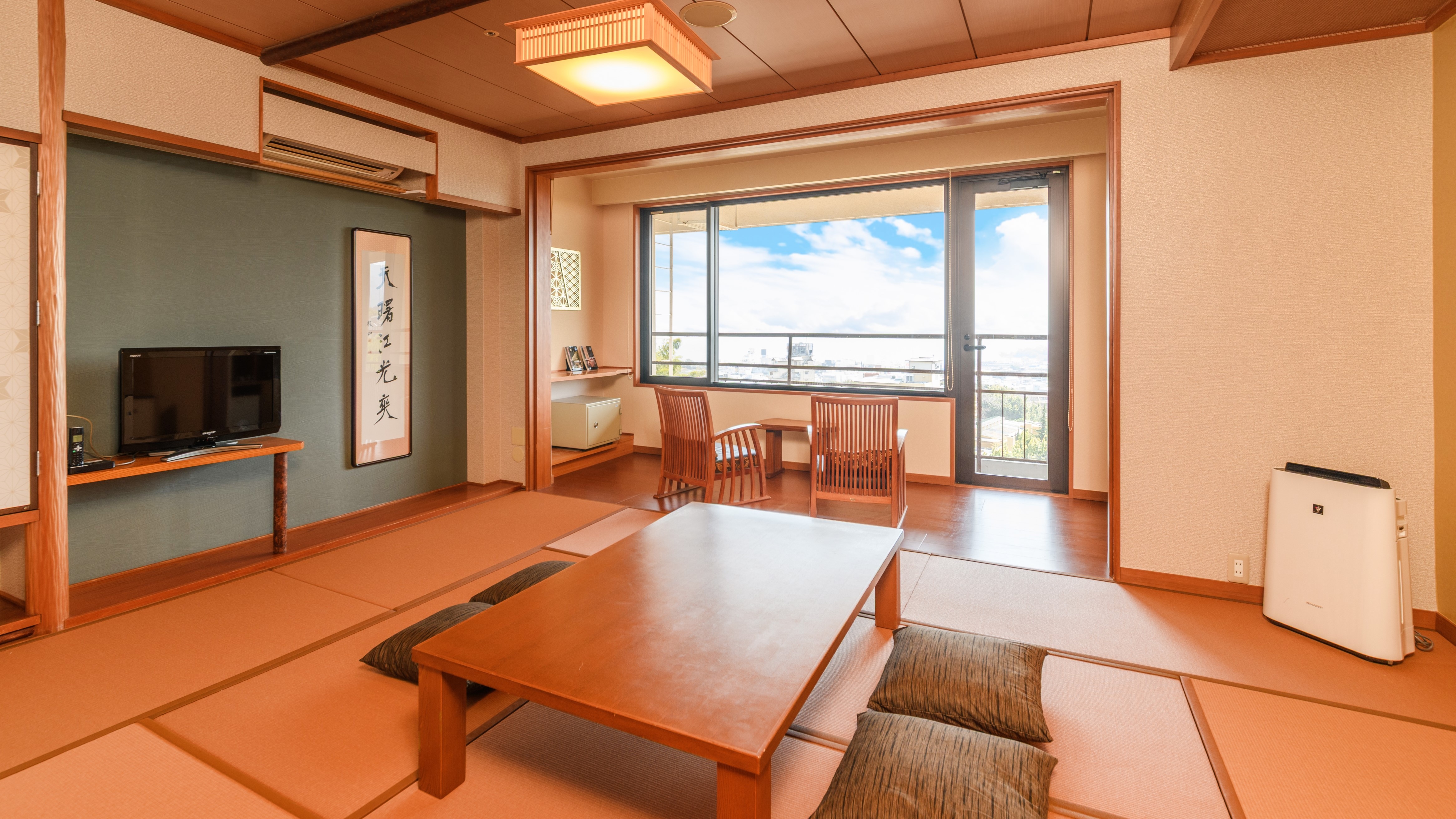 Hoshi no Shizuku [3rd and 4th floors, non-smoking] (example)